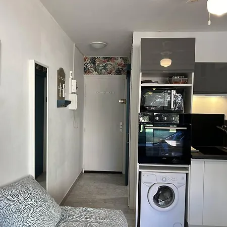 Climatise 3 Pers Avec Parking, Pres - Fr-1-251-828 * Bormes-les-Mimosas